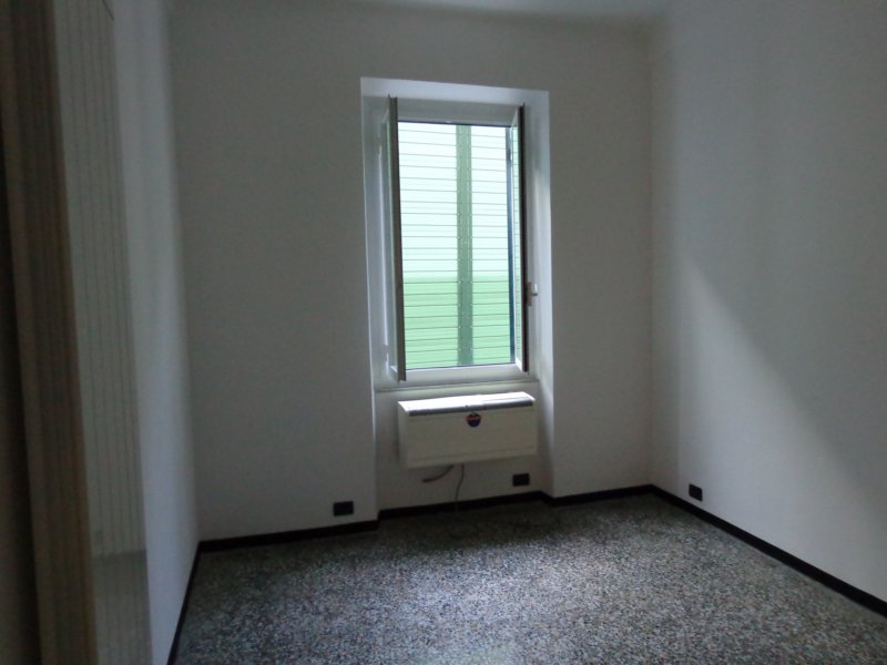 camera01.jpg
